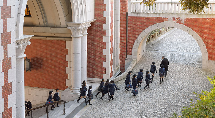 一貫教育校（小・中・高等学校）のウェブサイトがリニューアル