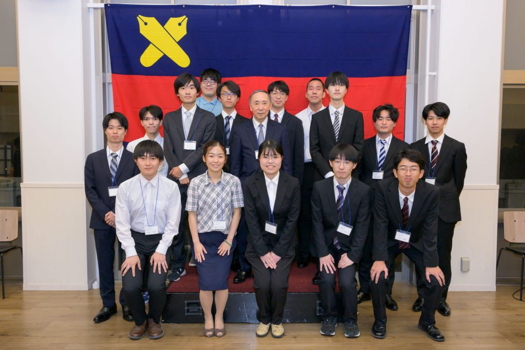 cf6fae3d142eacdf1f548a05596823